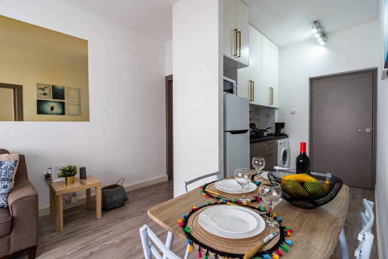 Eleni'S 1-Br Apt In Larnaca Center Екстер'єр фото